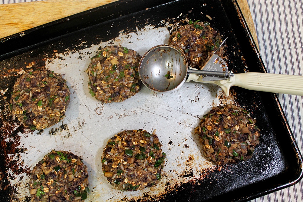 Southwest Black Bean Burgers | Healthy & Beyond Delicious!