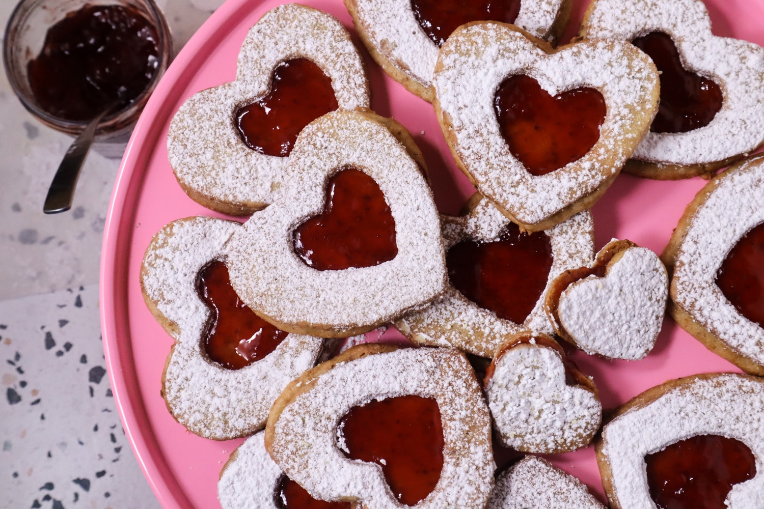 Pistachio Strawberry Linzer Cookies